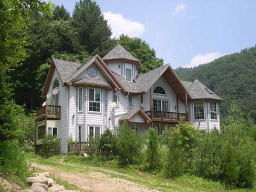 Happy Dream Pension - Housity