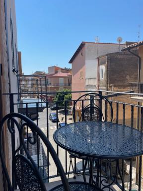 Central House - Housity