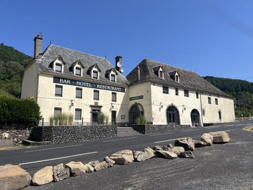 Gîte-Auberge du Pont de Lanau - Housity