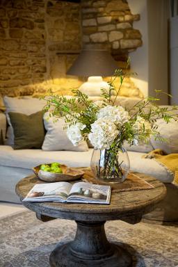 Luxury Cotswold Retreats - Housity