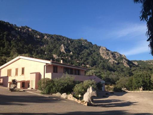 Agriturismo Monte Pino - Housity