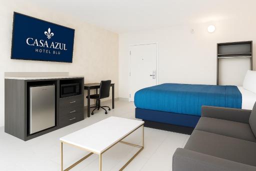 Casa Azul Hotel Blu-UBS Arena - Housity