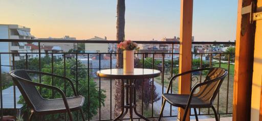 Lantzos Studios - Housity