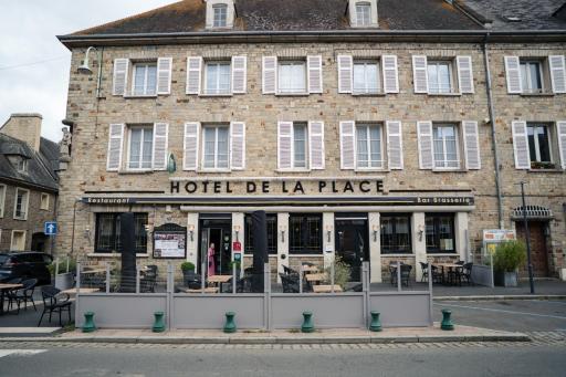 LOGIS -Hotel & Restaurant de la Place - Housity