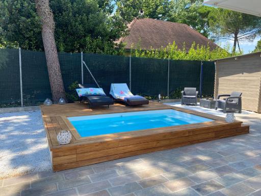 MIMA61 - Appartamento con piscina, giardino e posti auto a 50mt dal centro - Housity