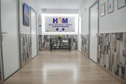 Hostal Restaurante Avenida de Madrid - Housity