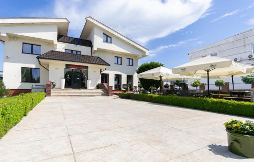 Astoria Bed & Breakfast - Housity