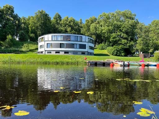 Suislepa Puhkekeskus - Housity