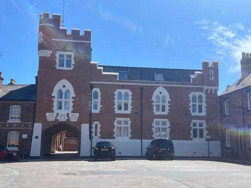 Chester Stays - Lovely apartment in the heart of Chester with free parking - Hizvo