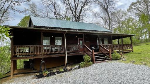 The Lake House At Dale Hollow! - Housity