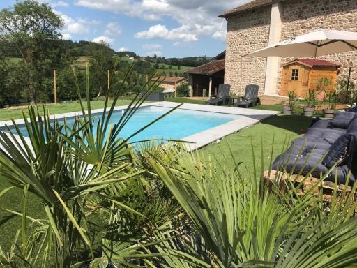 Gîtes confortables avec piscine, accueil animaux, cheminée, jardin - FR-1-496-140 - Housity