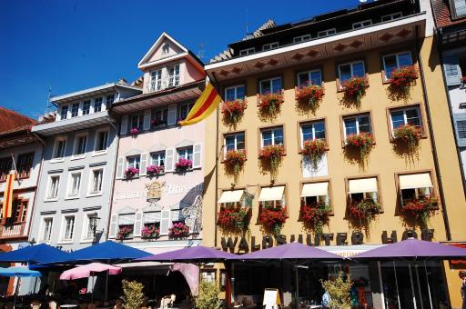 Hotel & Restaurant Waldshuter Hof - Housity