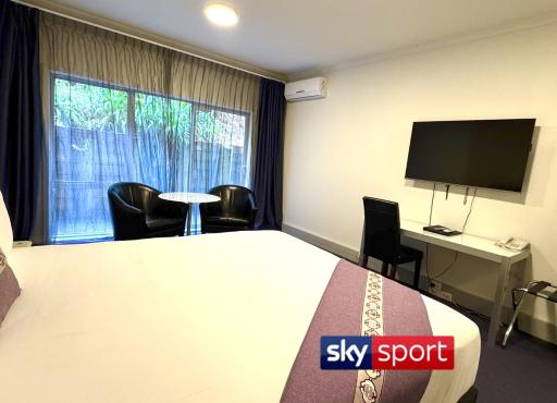 Amethyst Court Motor Lodge - Housity