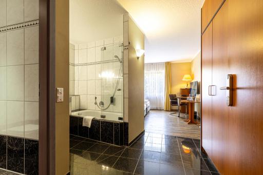 Sport- und Tagungshotel De Poort - Housity