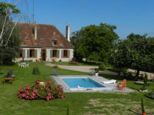 Gîte à la ferme avec piscine, animaux admis en Sologne Bourbonnaise - FR-1-489-368 - Housity