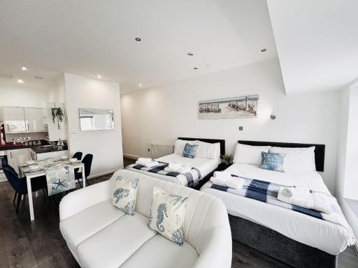 Fox House Studios, City centre Aparthotel - Hizvo