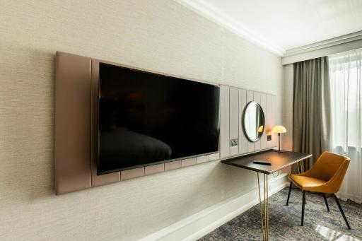 Crowne Plaza Manchester Airport, an IHG Hotel - Housity