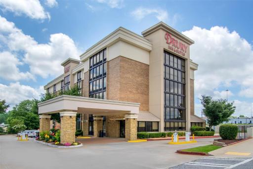 Drury Inn & Suites Atlanta Morrow - Housity