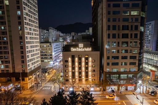 Denbasta Hotel - Housity