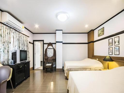 Numsin Hotel - Housity