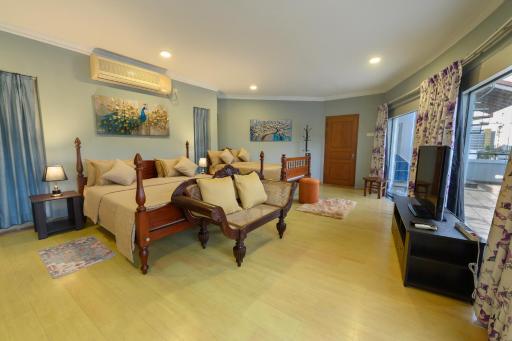 Villa 53 - Housity