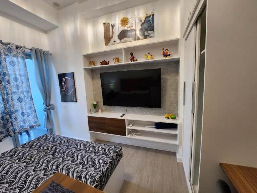 Studio in Azure with Arayat View - Housity