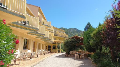 Hôtel Sous l'Olivier - Housity