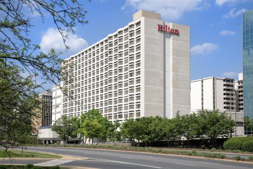 Hilton Arlington National Landing - Housity