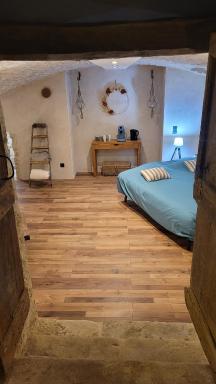 A l'ombre des sentiers - Housity