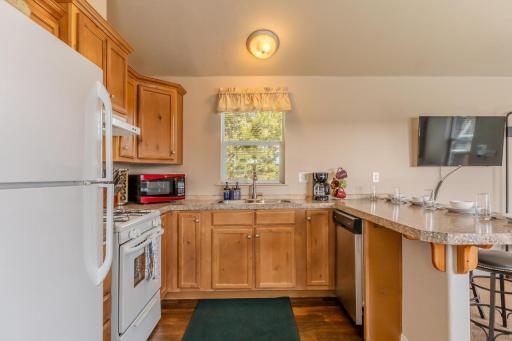 Baby Bear Cabin - Housity