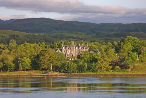 Falls of Lora Hotel - Housity