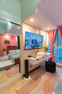 Modern 1BR in Uptown BGC - Housity