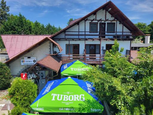 Clubul Veteranilor - Housity