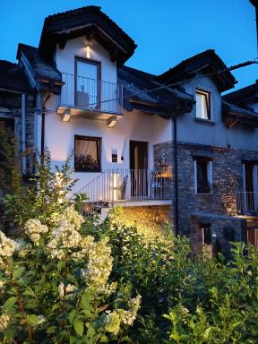 LA VIA DEL SALE accommodations holidays - Housity