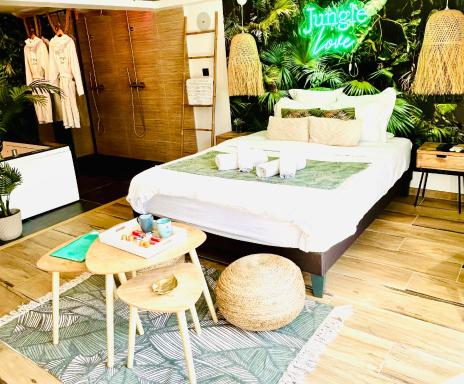 Loveroom Jungle Love proche Disneyland Paris - Housity