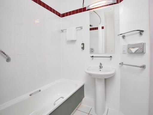 Leonardo Hotel Nottingham - Housity