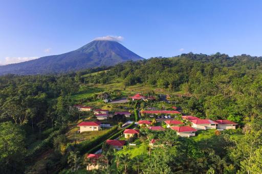 Arenal Volcano Inn - Housity