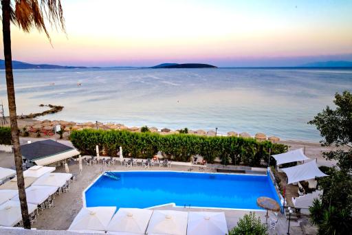 The Grove Seaside Hotel - Housity