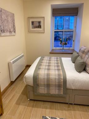 Waverley Inn Holiday Apartments - Housity
