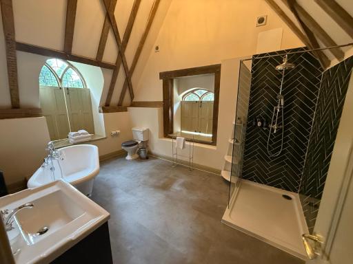 Broome Park Hotel - Housity