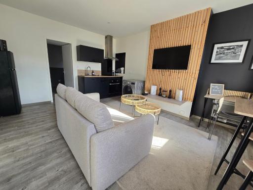 LouerAngouleme - Idéal couples & pro - Patio extérieur- Proche centre ville et gare - Promenade au bord de la Charente - Parking à proximité - Wifi très haut debit - Équipement premium -Netflix - Hizvo