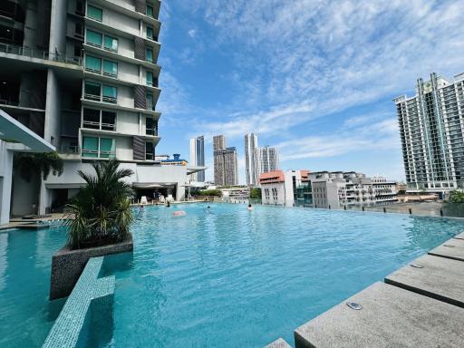 Urban Suites @ Swiss Garden Residence - Housity