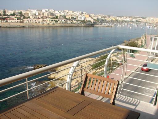 SeaFront Apartment Marsascala - Housity