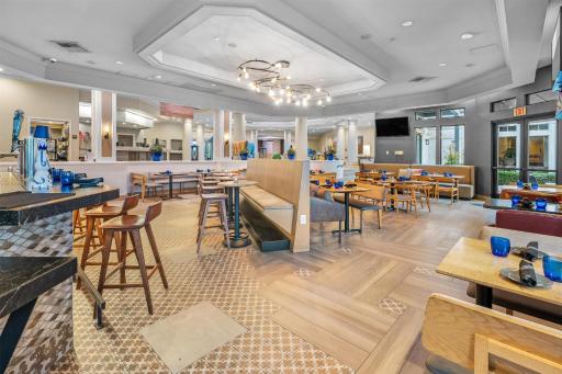 Hilton San Diego/Del Mar - Housity