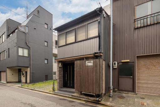 Asobi TABI-NE - Housity
