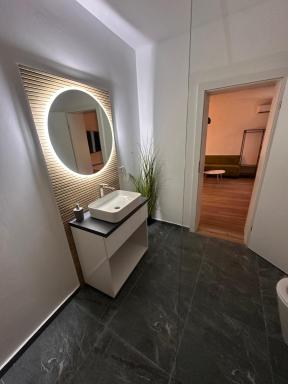 Neva Apartments - Housity