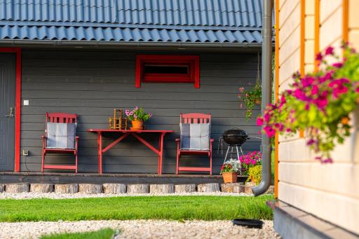 Kakusoo õuemaja - Housity