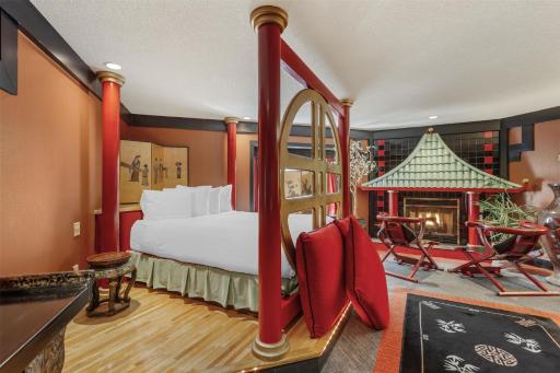 Best Western Fireside Inn - Housity