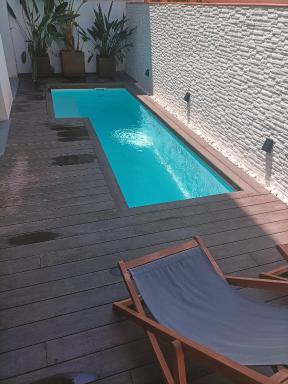 Atico Duplex Playa Area Barcelona con SPA exterior - Housity