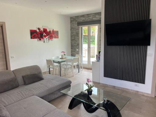 Mambo House - Housity